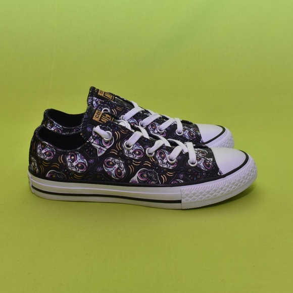 converse sugar skull cats